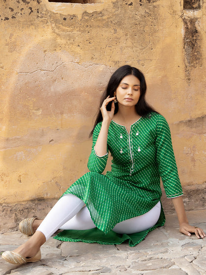 Pri Green Leheriya Kurta